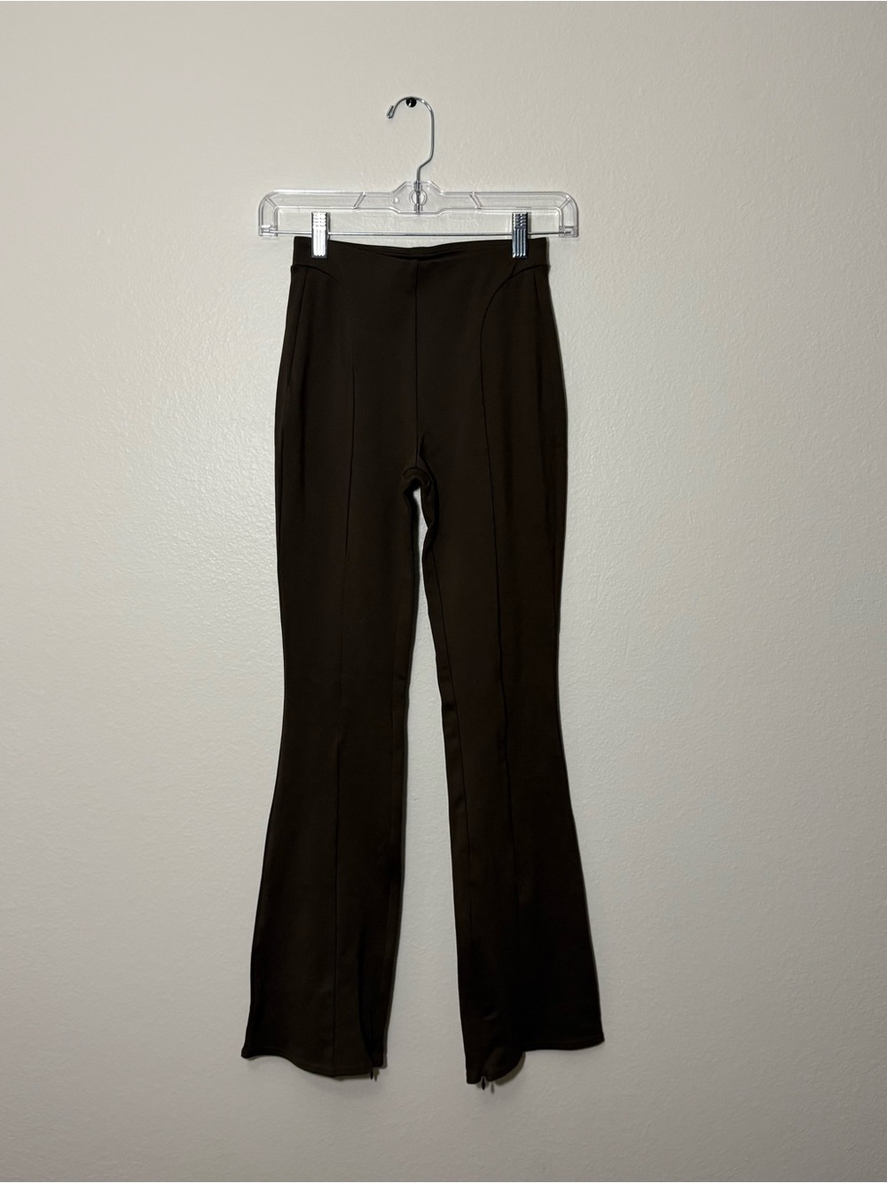 Alo Airlift High-Waist 7/8 Zip It Flare Leggings Espresso XXS